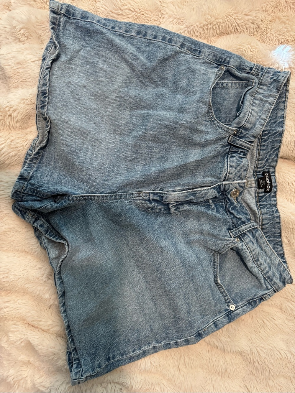 Boohoo Light Blue Denim High-Waist Jean Shorts